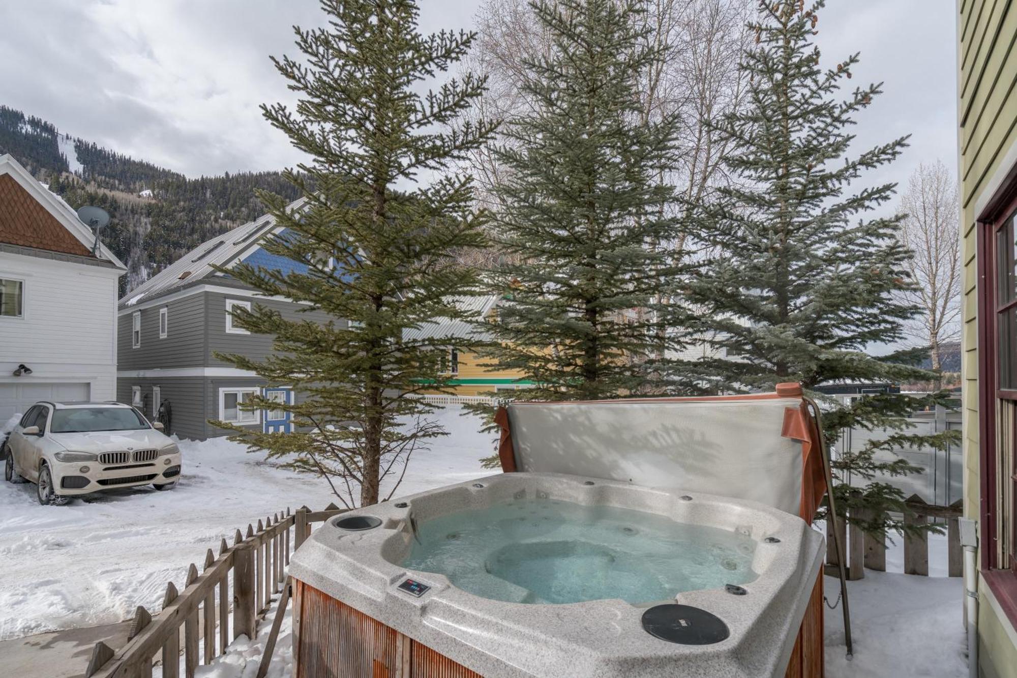 Bachman Village 14 By Avantstay Close To Town The Slopes W Hot Tub Permit12038 Телърайд Екстериор снимка